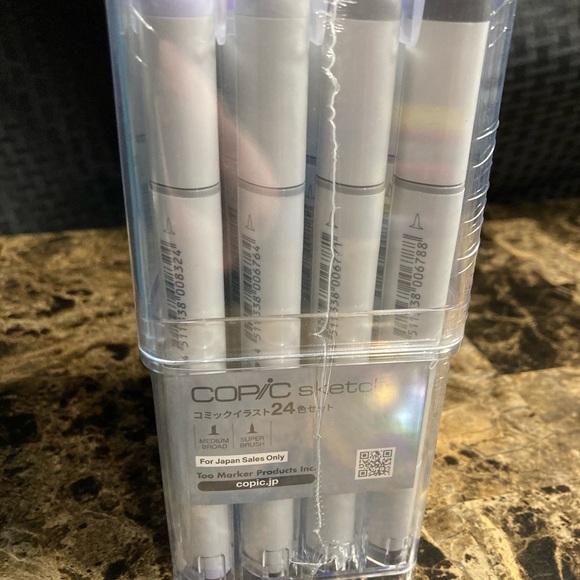 Copic Markers SB24 24-Piece Sketch Set - Picture 4 of 5